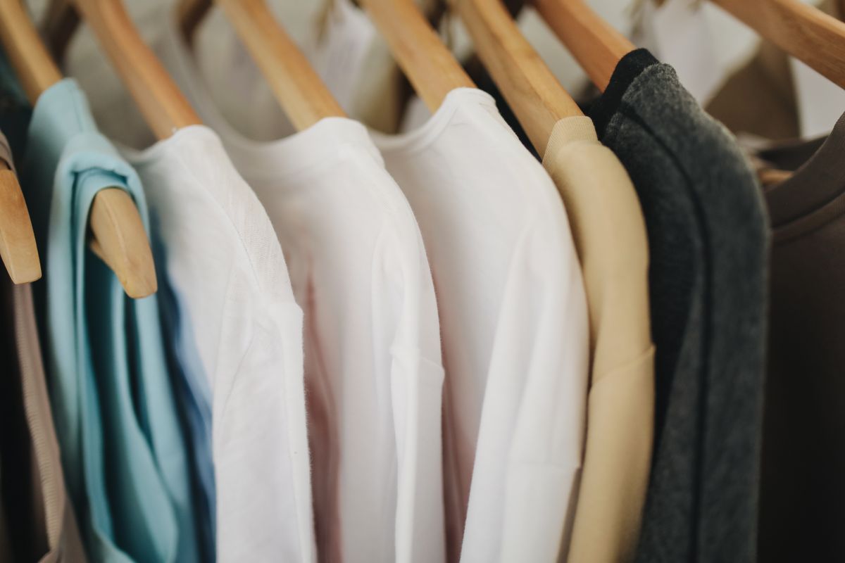 How Much Does It Cost to Manufacture a Clothing Sample?